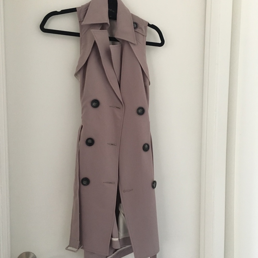 Unique dress with caplet